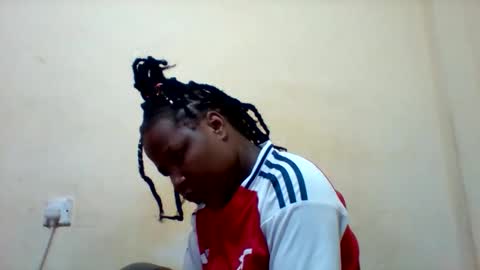 camillah_sweet online show from May 16, 2026, 6:54 am