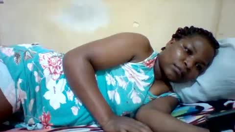 camillah_sweet online show from July 29, 2026, 9:02 pm