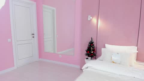 Snapshot of camillalarson chatting on January 9, 2025, 6:06 am Camilla online show from January 9, 2025, 6:06 am