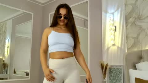 Snapshot of camillalarson chatting on July 7, 2026, 6:47 am Camilla online show from July 7, 2026, 6:47 am