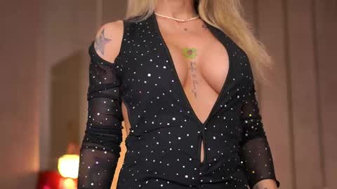 Camy online show from March 6, 2026, 8:27 pm