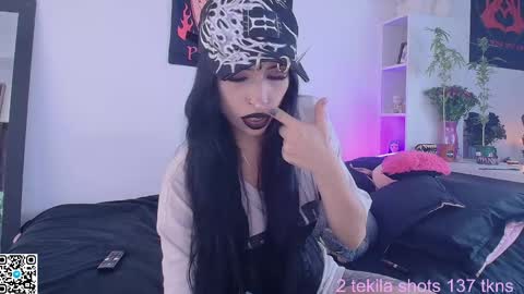 Camille  online show from April 27, 2026, 8:40 pm