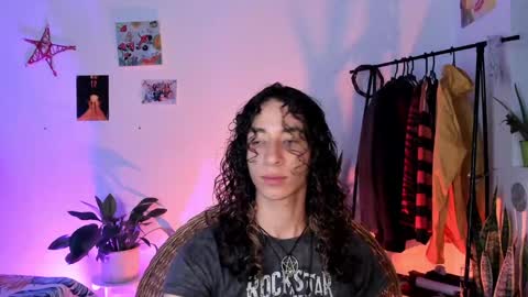 Snapshot of camille_delrey chatting on January 3, 2025, 12:54 am Camille online show from January 3, 2025, 12:54 am