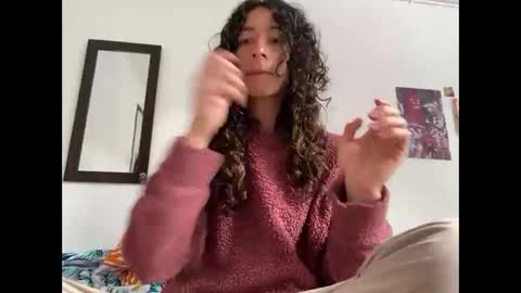 Snapshot of camille_delrey chatting on October 21, 2025, 7:47 pm Camille online show from October 21, 2025, 7:47 pm