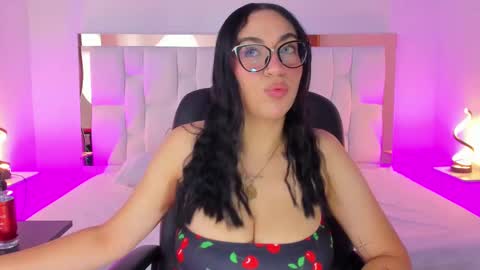 Camille online show from September 11, 2025, 1:11 pm