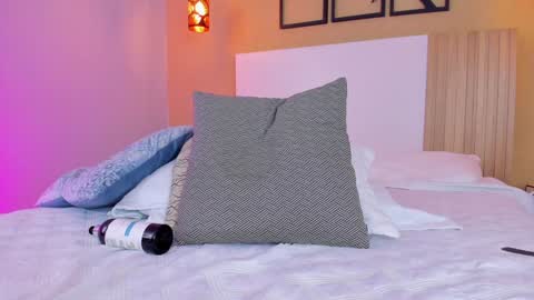 Camille Lynn online show from December 15, 2024, 9:56 am