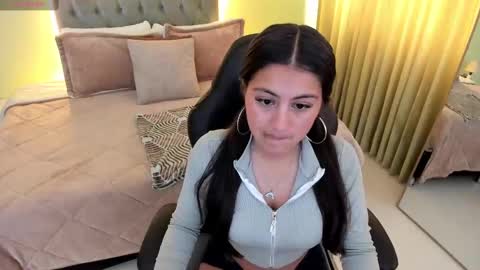 Snapshot of camille_olsen_ chatting on September 12, 2025, 12:05 pm Camille online show from September 12, 2025, 12:05 pm