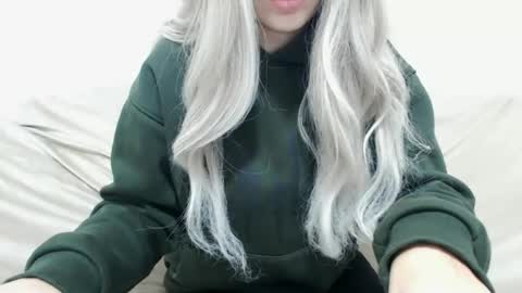 CamilleBunny online show from December 4, 2025, 3:27 am