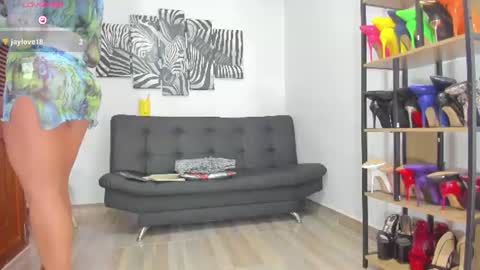 Snapshot of camillevega_01 chatting on June 11, 2026, 12:32 am camillevega_01 online show from June 11, 2026, 12:32 am