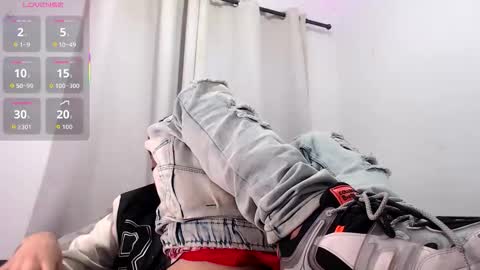 Snapshot of camillo_beischel_ chatting on October 5, 2025, 6:50 pm camillo_beischel_ online show from October 5, 2025, 6:50 pm