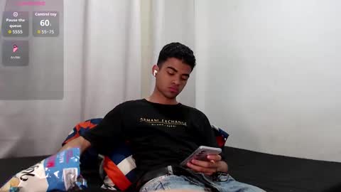 Snapshot of camillo_beischel_ chatting on October 19, 2025, 7:03 pm camillo_beischel_ online show from October 19, 2025, 7:03 pm