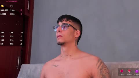 Snapshot of camilo_ospina_ chatting on January 16, 2025, 7:07 am INDEPENDENT MODEL online show from January 16, 2025, 7:07 am