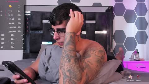 Snapshot of camilo_ospina_ chatting on February 2, 2025, 3:07 pm INDEPENDENT MODEL online show from February 2, 2025, 3:07 pm