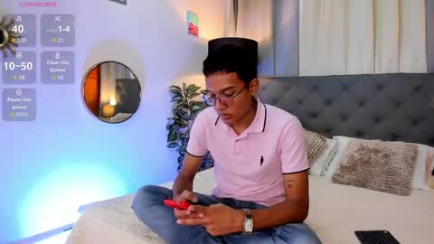 Snapshot of camilo_santoss chatting on June 4, 2026, 12:22 pm camilo_santoss online show from June 4, 2026, 12:22 pm