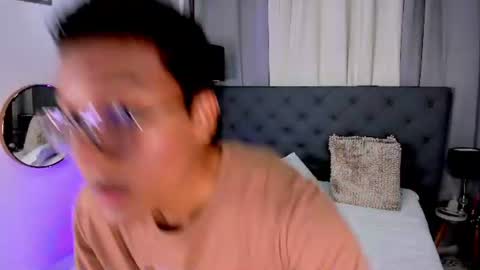 Snapshot of camilo_santoss chatting on June 20, 2026, 12:52 pm camilo_santoss online show from June 20, 2026, 12:52 pm