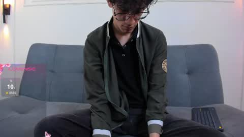 Snapshot of camilo_stark chatting on June 25, 2026, 3:17 am Camilo online show from June 25, 2026, 3:17 am