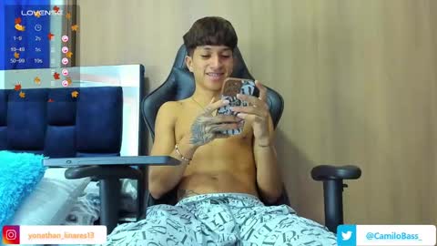 Snapshot of camilobass_ chatting on February 8, 2025, 1:11 am Camilo Bass online show from February 8, 2025, 1:11 am