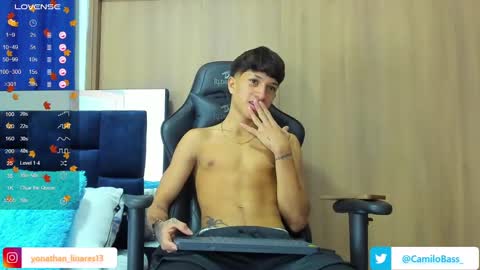 Snapshot of camilobass_ chatting on February 11, 2025, 1:31 am Camilo Bass online show from February 11, 2025, 1:31 am