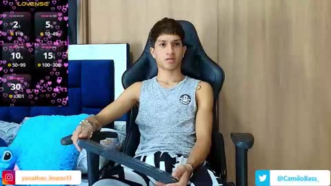 Snapshot of camilobass_ chatting on November 15, 2025, 12:08 am Camilo Bass online show from November 15, 2025, 12:08 am