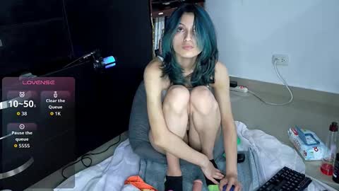 Snapshot of camilonrilli chatting on November 24, 2025, 3:17 am Cami online show from November 24, 2025, 3:17 am