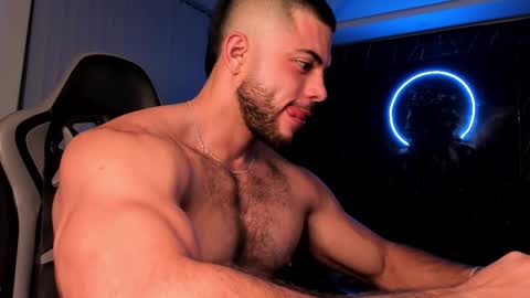 Snapshot of camilowatson chatting on February 27, 2025, 12:54 am Camilo Watson online show from February 27, 2025, 12:54 am