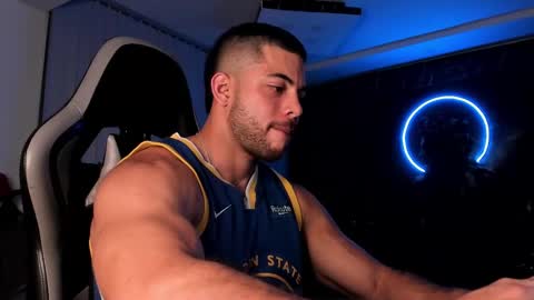 Snapshot of camilowatson chatting on March 4, 2025, 12:29 am Camilo Watson online show from March 4, 2025, 12:29 am