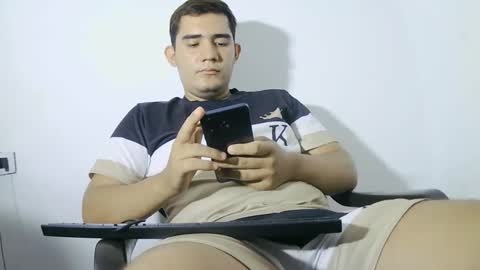 Camilowhite  online show from October 2, 2025, 8:16 pm