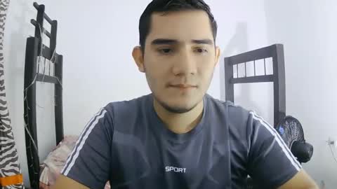 Camilowhite  online show from October 6, 2025, 3:53 pm