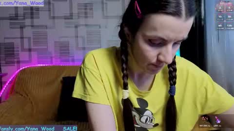 Kitana online show from June 23, 2026, 10:46 am