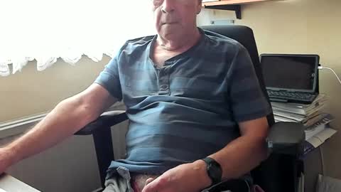 Cammee online show from December 14, 2025, 11:04 am