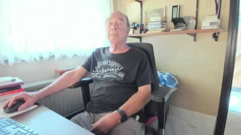 Snapshot of cammee chatting on July 10, 2026, 10:51 am Cammee online show from July 10, 2026, 10:51 am