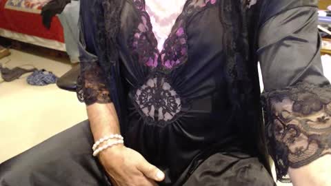 CammieCD online show from October 28, 2025, 3:36 pm