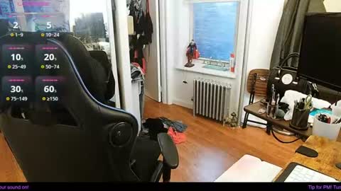 Snapshot of cammy_ho chatting on June 24, 2026, 6:40 pm cammy_ho online show from June 24, 2026, 6:40 pm