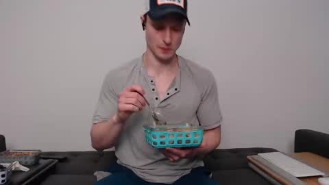 Cam online show from October 13, 2025, 6:13 am