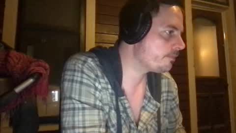 camunity online show from March 7, 2026, 8:33 am