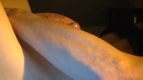 Snapshot of canadian139992 chatting on October 25, 2025, 4:09 am canadian139992 online show from October 25, 2025, 4:09 am