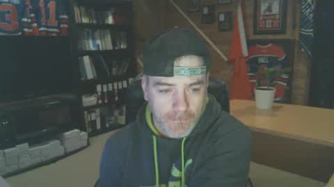 Snapshot of canadianboi6969 chatting on February 2, 2025, 7:41 am CanadianBacon6969 online show from February 2, 2025, 7:41 am