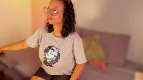 Snapshot of candela_cool chatting on September 13, 2025, 12:16 pm Candela online show from September 13, 2025, 12:16 pm