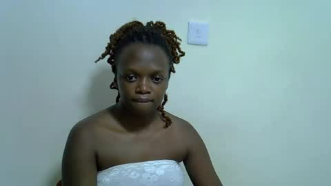 candiemaya online show from October 24, 2025, 6:43 am