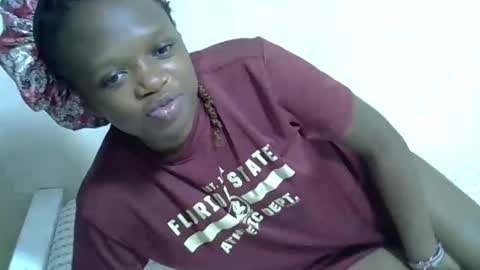 candiemaya online show from October 29, 2025, 3:25 pm