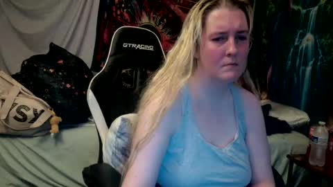 Candi online show from July 15, 2026, 2:17 am