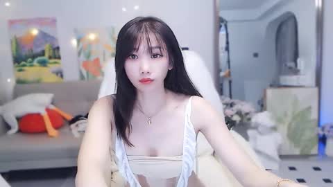 candy8998 online show from February 3, 2026, 2:53 am