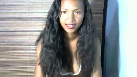 Anah online show from March 16, 2026, 4:40 am