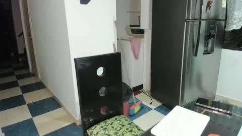 candy_cane69 online show from January 25, 2025, 11:43 pm