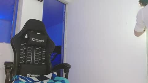 candy_giuliana21 online show from May 7, 2026, 1:33 am