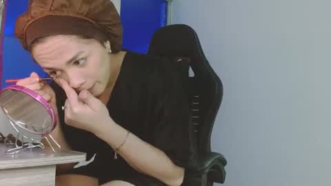 candy_giuliana21 online show from June 18, 2026, 12:55 am