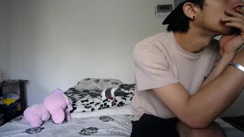 Snapshot of candy_grey28 chatting on November 18, 2025, 1:37 pm Candy Grey online show from November 18, 2025, 1:37 pm