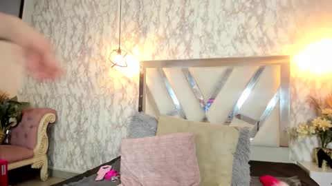 Candy hot online show from February 20, 2026, 9:15 pm