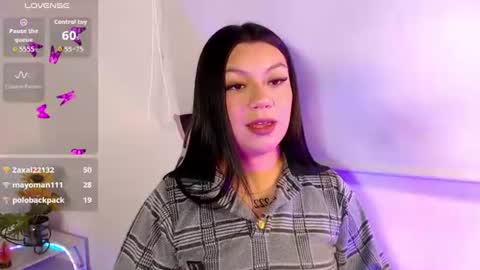 Snapshot of candy_kittengp chatting on June 11, 2026, 4:21 am Isabella online show from June 11, 2026, 4:21 am