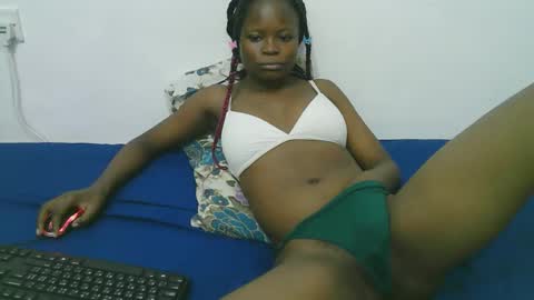 Snapshot of candy_lisah chatting on June 5, 2026, 3:46 am Lisa online show from June 5, 2026, 3:46 am